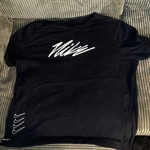 Nike Black and White Men's Short Sleeve Tee